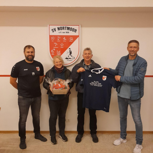 Ing. Büro Egon Fecht GmbH Sponsert neue Trikots!!!